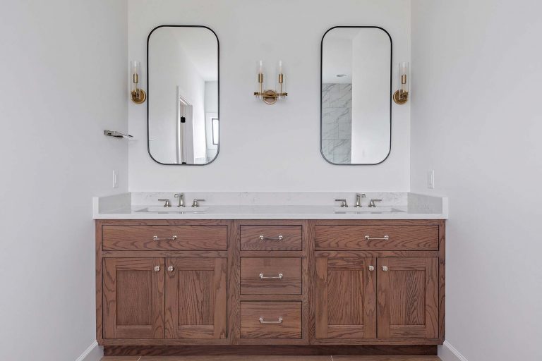 Oakmont (Customized)