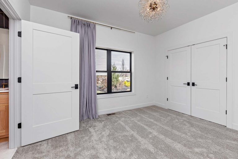 Oakmont (Customized)