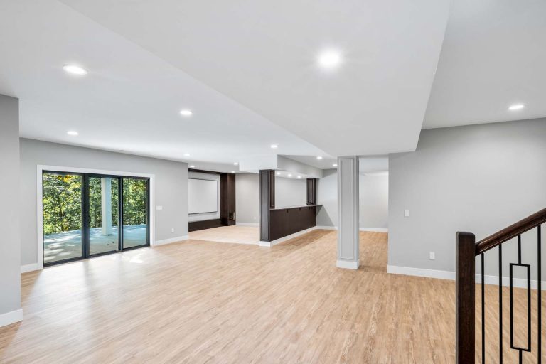 Oakmont (Customized)