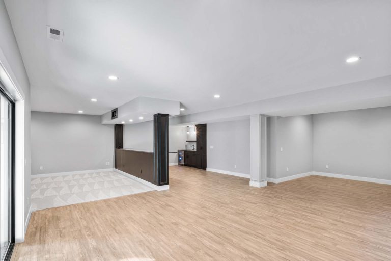 Oakmont (Customized)