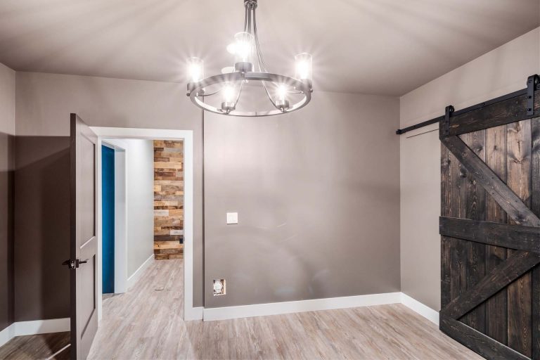 Oakmont (Customized)