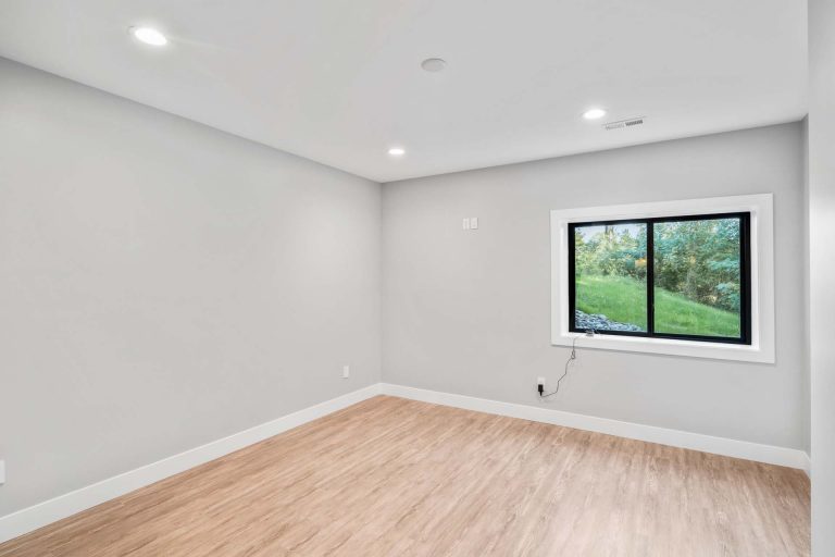 Oakmont (Customized)