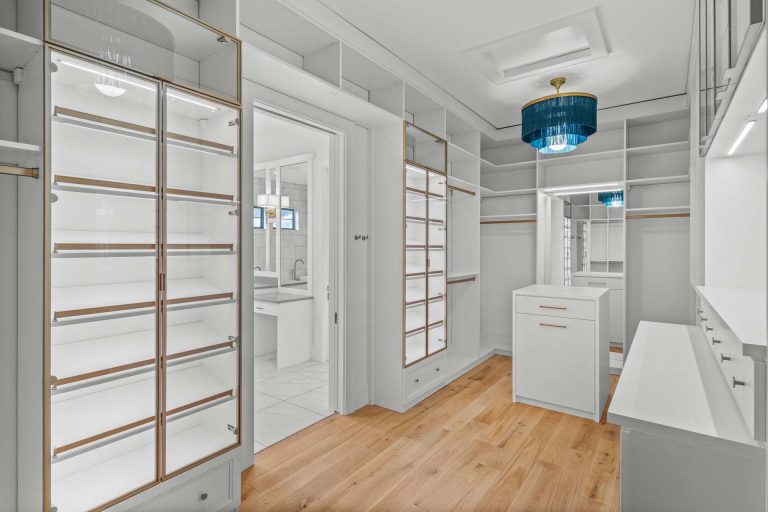 Savannah (Customized)